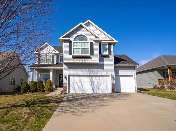 4910 Andrews Pl, Pleasant Hill, IA 50327