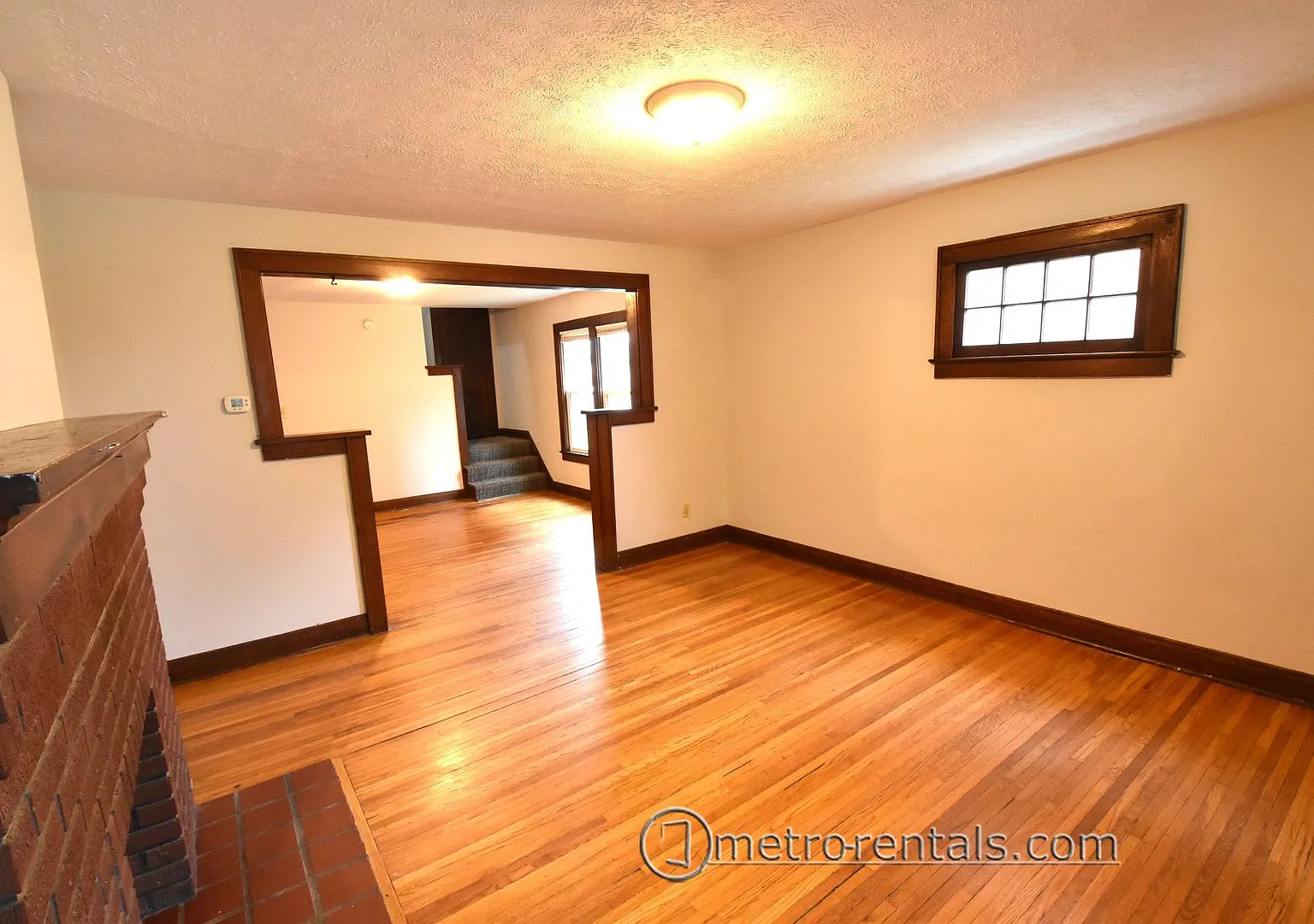 238-240 W Pacemont Road — Photo 3