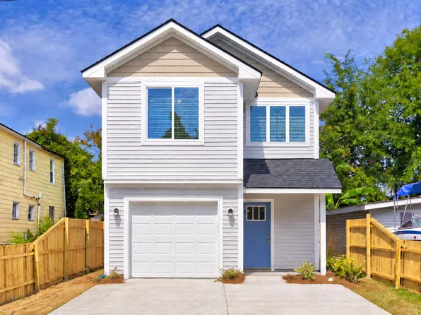 2002 Hugo Ave, North Charleston, SC 29405