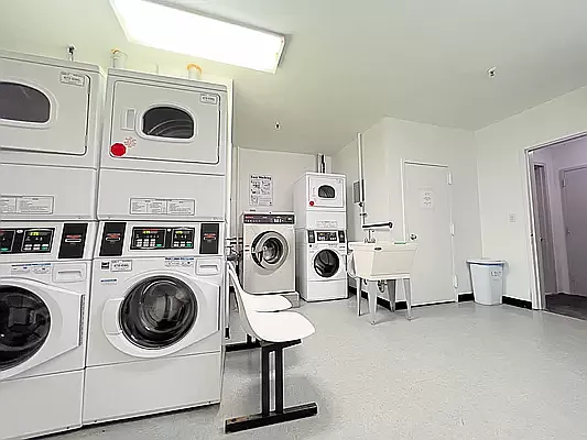 Rented by Keller Williams NYC | media 22