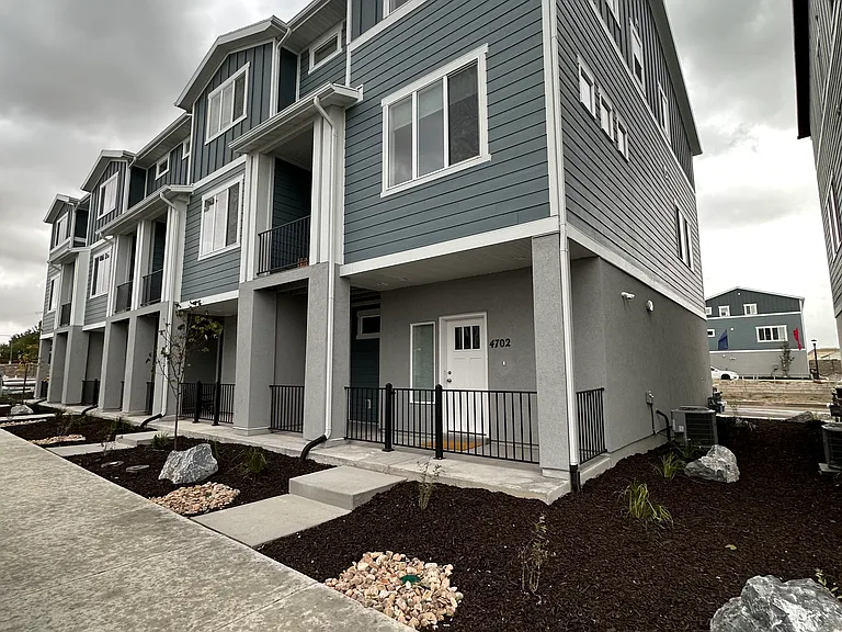 4702 W Talavera Way — Photo 1