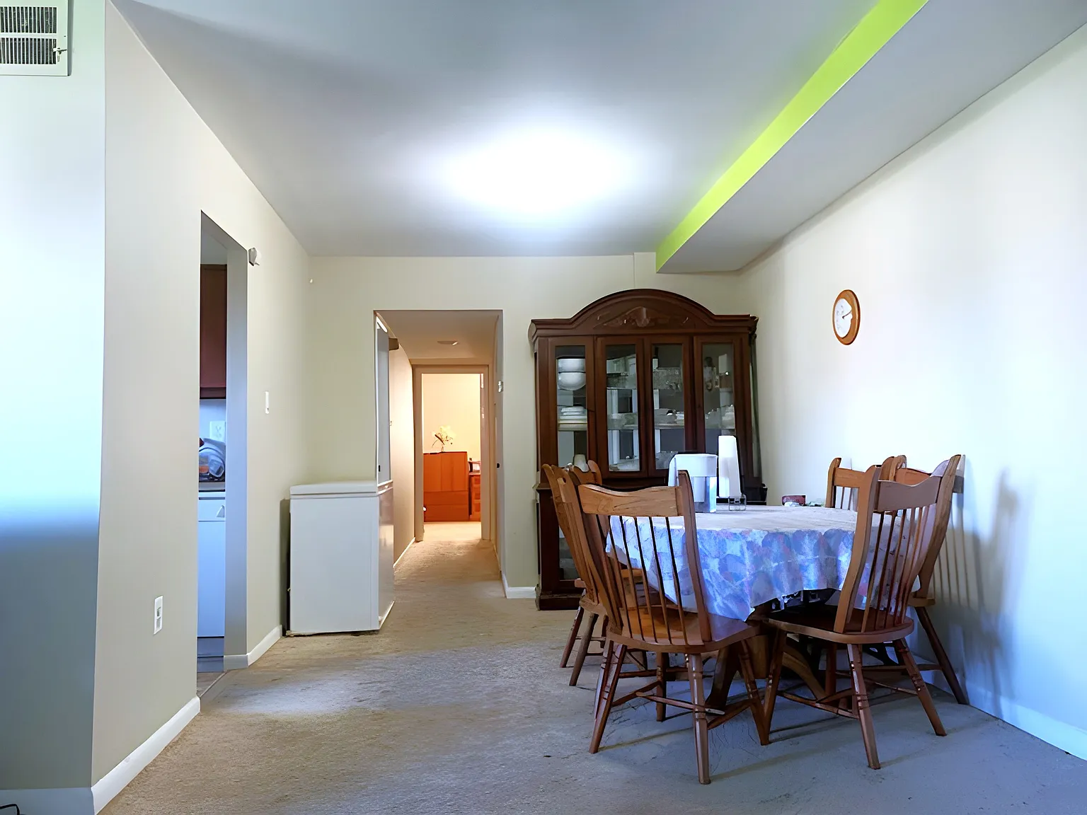 2 bed, 930 sqft, $1,800 — Photo 3