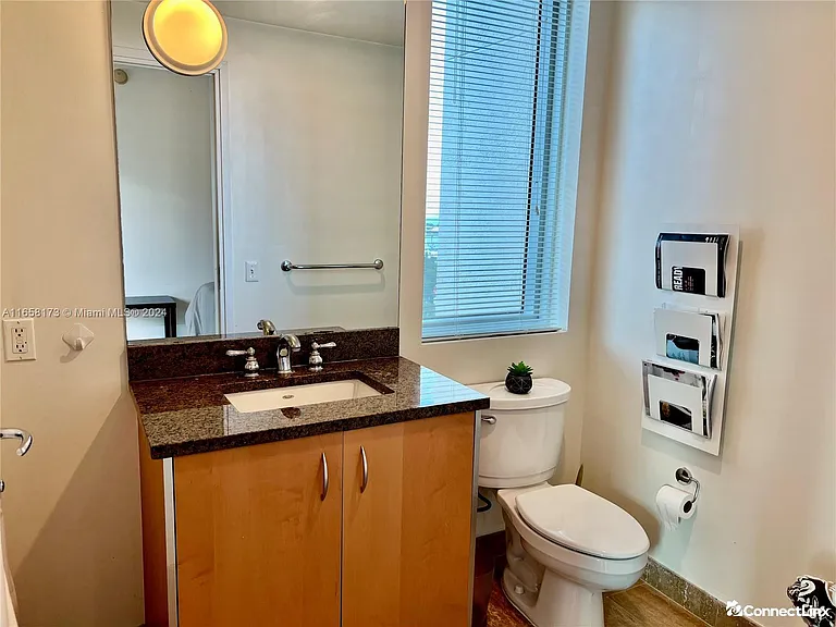 300 S Biscayne Blvd #1511 — Photo 5