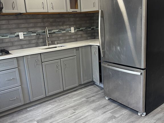 4th image of 275-277 19th Ave #3