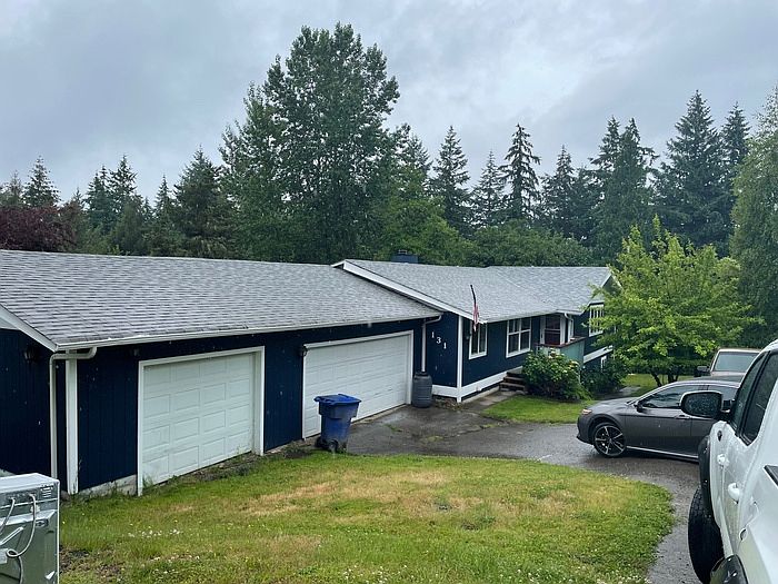 1st image of 131 S Vista Way