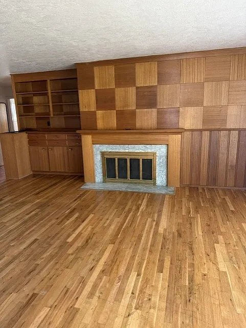 3 bed, 1382 sqft, $2,400 — Photo 3