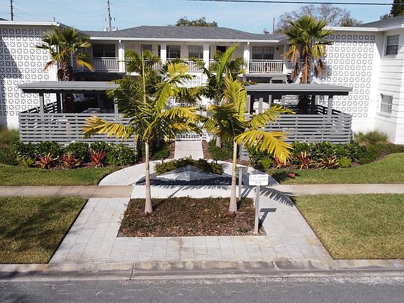 5th image of 361 41st Ave N #13
