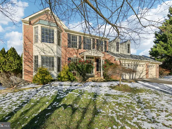 12116 Faulkner Dr, Owings Mills, MD 21117