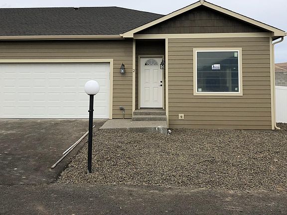 3rd image of 3105 Swan Ave #2