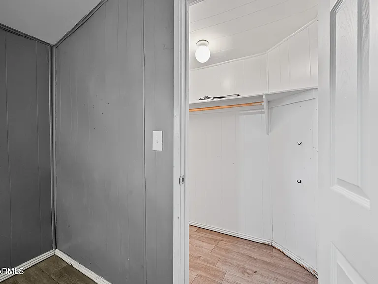 2055 W Gregory St — Photo 11