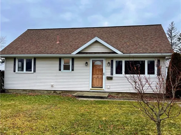 10 Johnathan Ln, Amsterdam, NY 12010