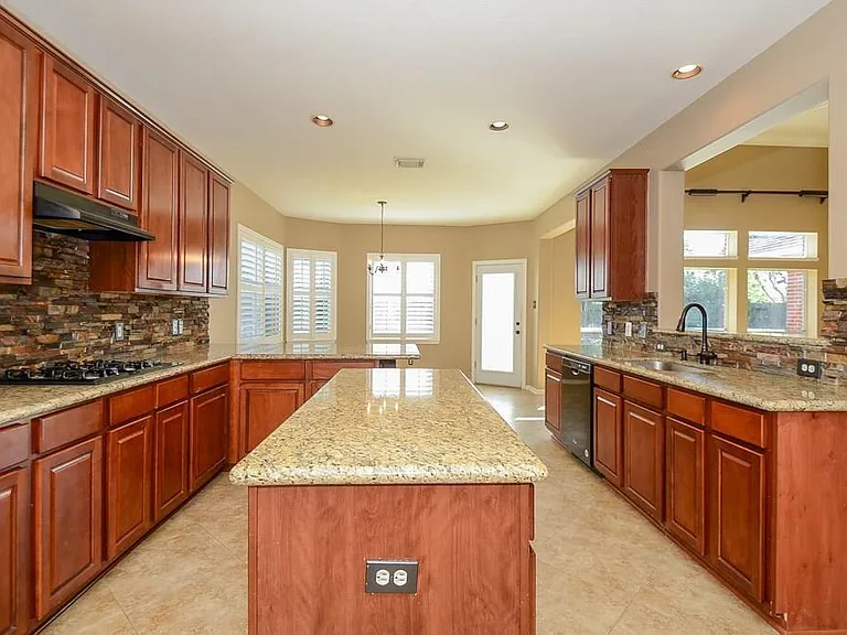3706 Bailey Ln — Photo 9