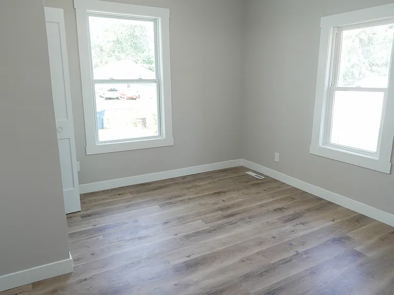 3810 2nd Ave — Photo 16