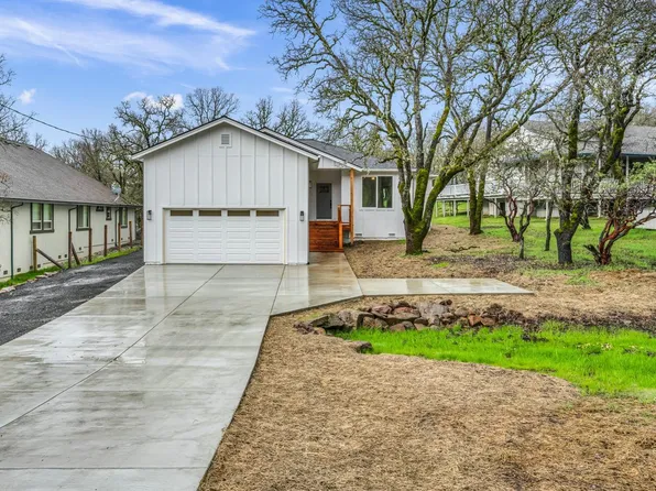 19402 Moon Ridge Road, Hidden Valley Lake, CA 95467