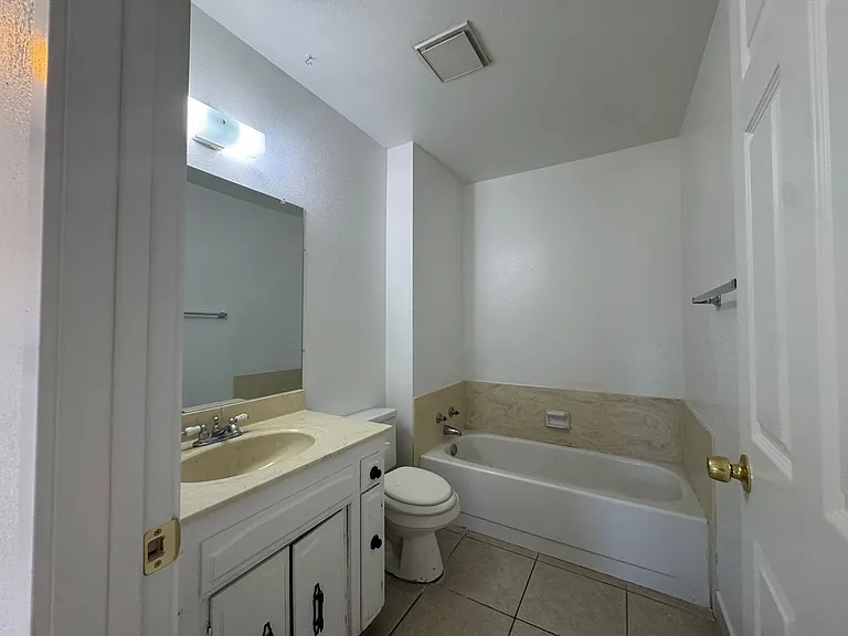 205 Ashlan Way — Photo 7