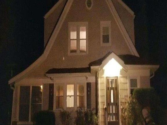 4th image of 2115 E 74th St