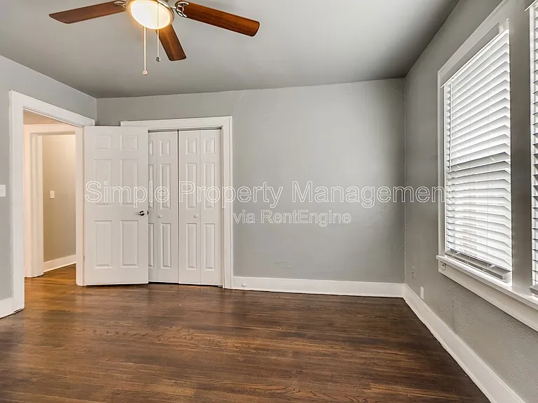4326 N Blackwelder Ave — Photo 11