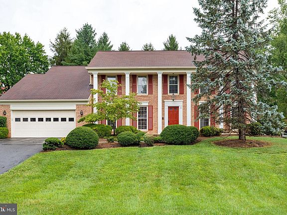 2nd image of 12717 War Admiral Way