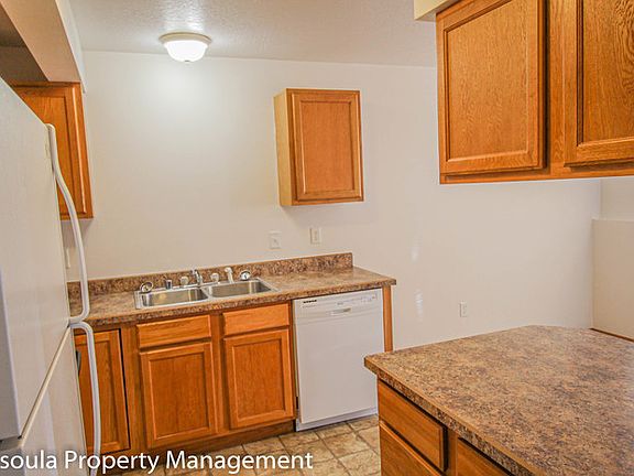 5th image of 3005 Tina Ave APT E1