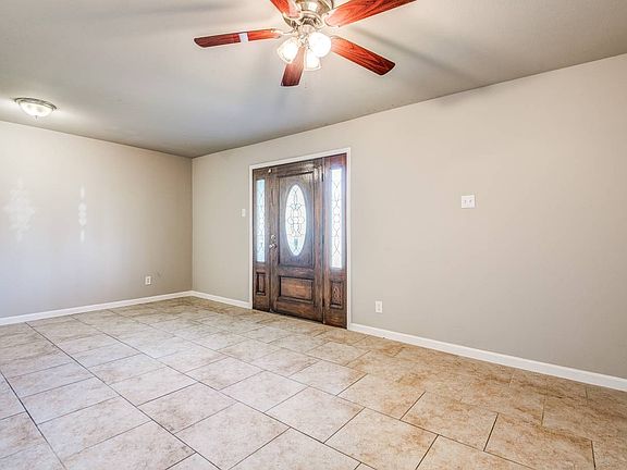 3rd image of 310 E Hutchins Pl #A