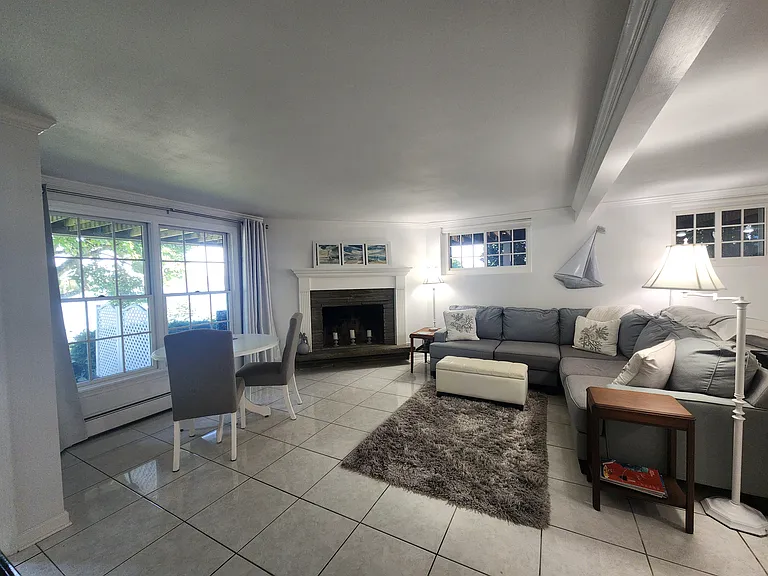 2139 Terrace Ln S — Photo 25