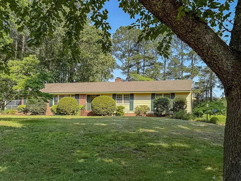 35097 Hillsborough Dr — Photo 7