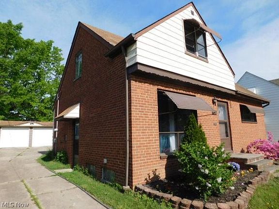 2nd image of 5906 Monica Ln
