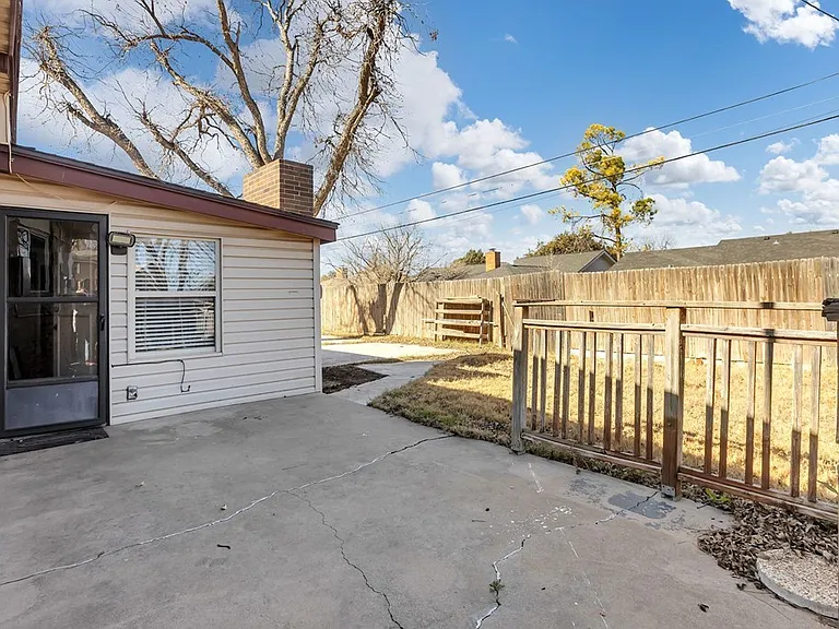 3524 W Shandon Ave — Photo 29