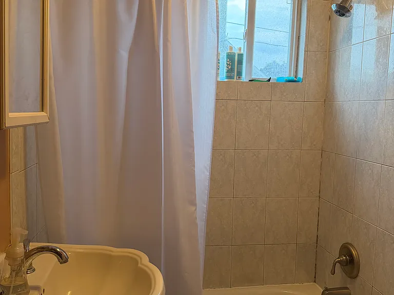 106 Carlton Ave #106 — Photo 12