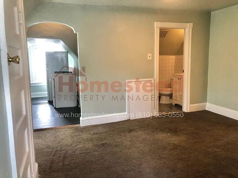 510 Macdade Blvd — Photo 4