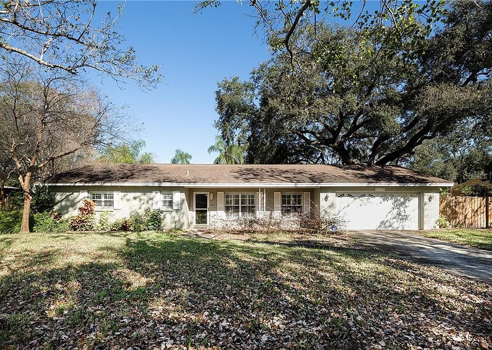 1st image of 2533 Lake Ellen Dr