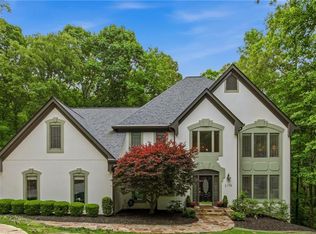 2175 River Cliff Dr, Roswell, GA 30076