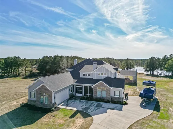 8898 Grand Lake Estates Drive, Montgomery, TX 77316