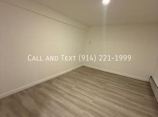 1870 Hunt Ave, Bronx, NY 10462