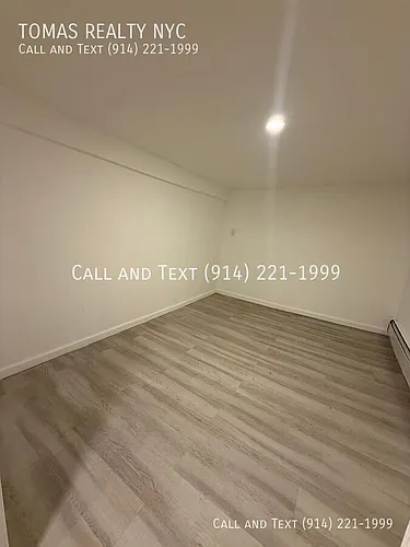 1870 Hunt Ave Photo 1