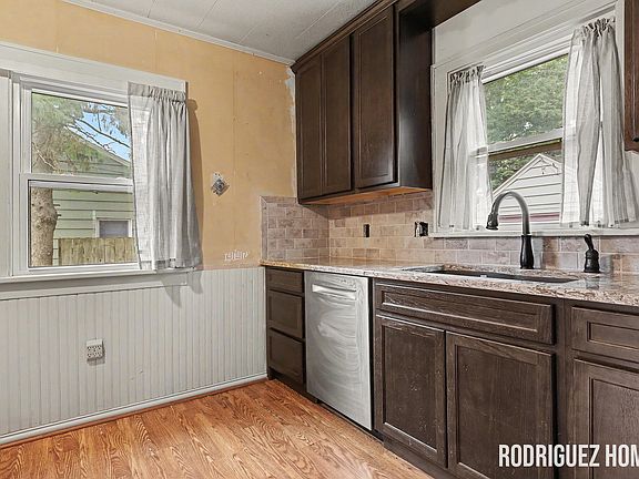 5th image of 120 W 28th St