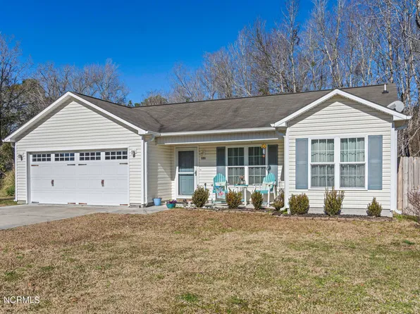 121 Marcil Lane, Hampstead, NC 28443