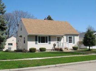 141 S Sidney St, Kimberly, WI 54136