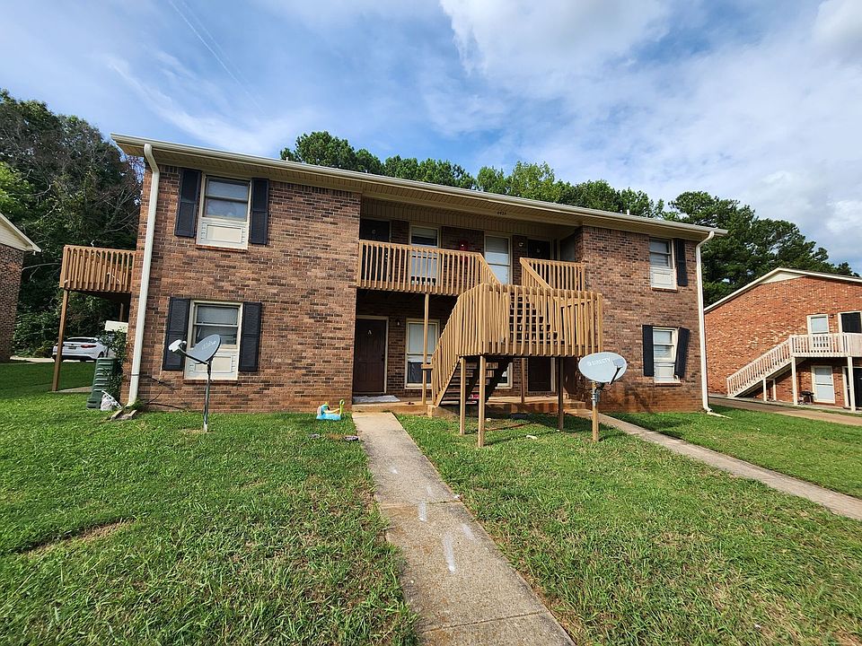 1st image of 4428 Bonnell Dr NW APT C