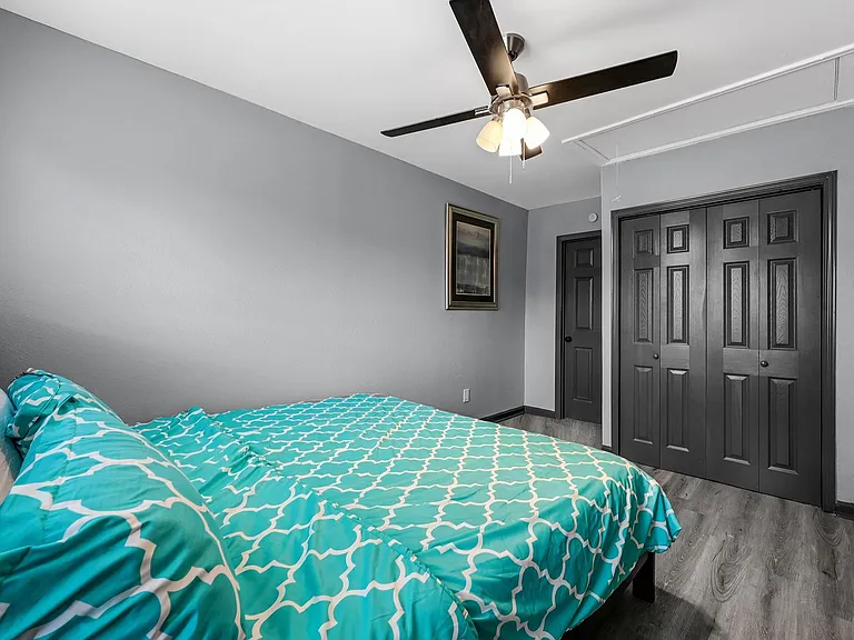 4406 Edison St — Photo 12