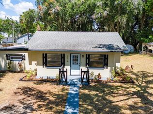 5836 12th St, Zephyrhills, FL 33542
