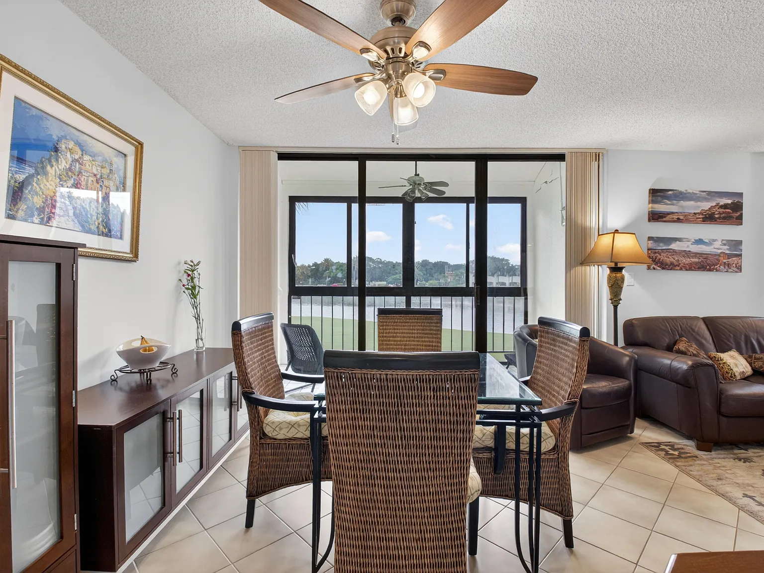 2 bed, 2.5 bath, 1400 sqft, $5,500 — Photo 2