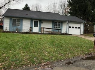 8515 New Field Cir, Indianapolis, IN 46231