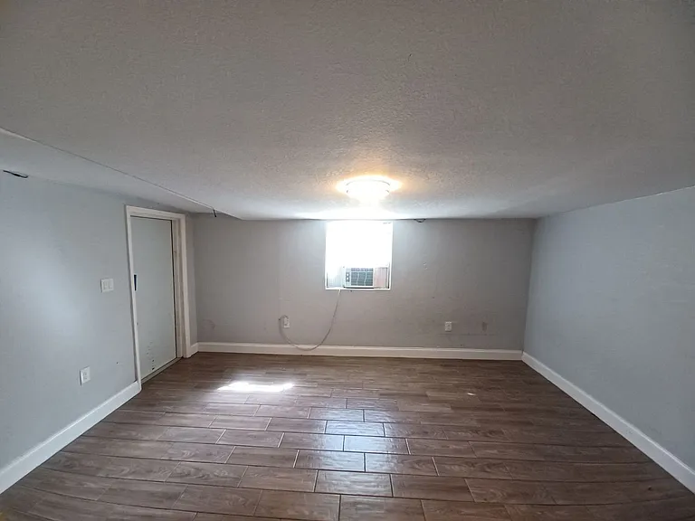 367 Montgomery Ave — Photo 16