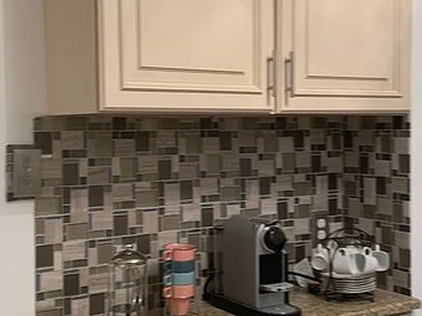 286 Summer Ave, Newark, NJ 07104