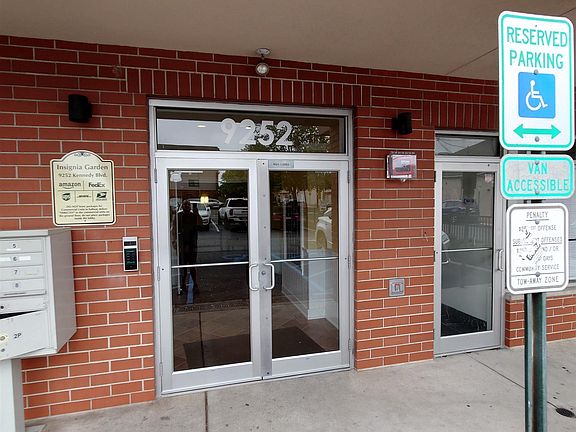 5th image of 9252 Kennedy Blvd APT 405