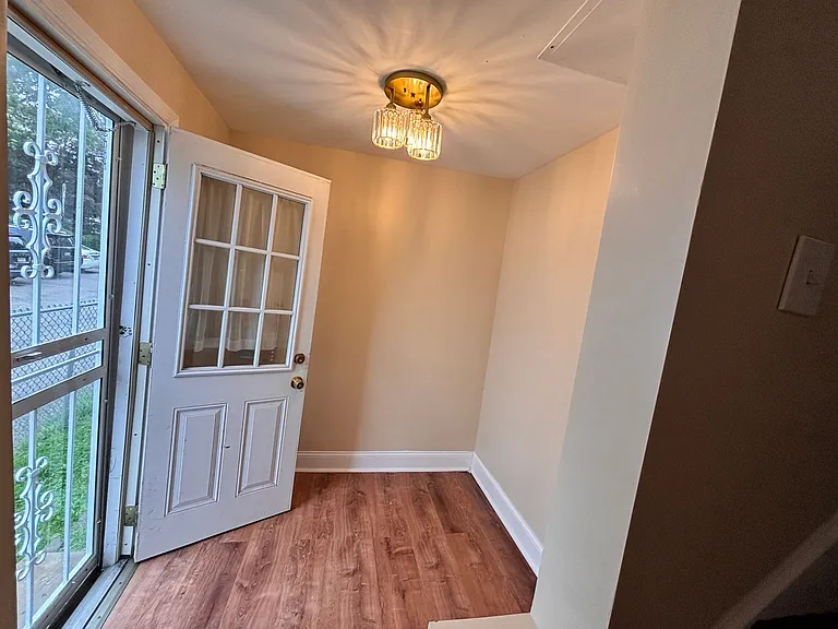 47 S Merion Ave — Photo 16