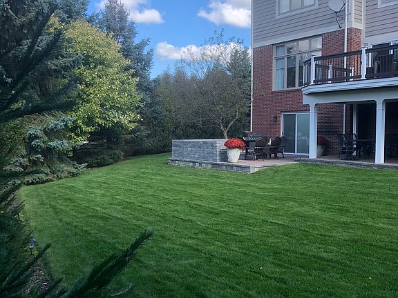 4th image of 55511 Kingsway Dr