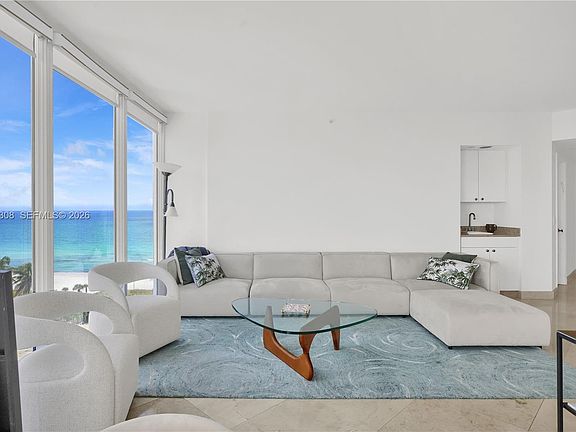 5th image of 4779 Collins Ave APT 1007