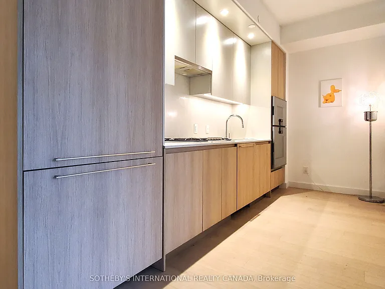 81 Wellesley St E #305 — Photo 18